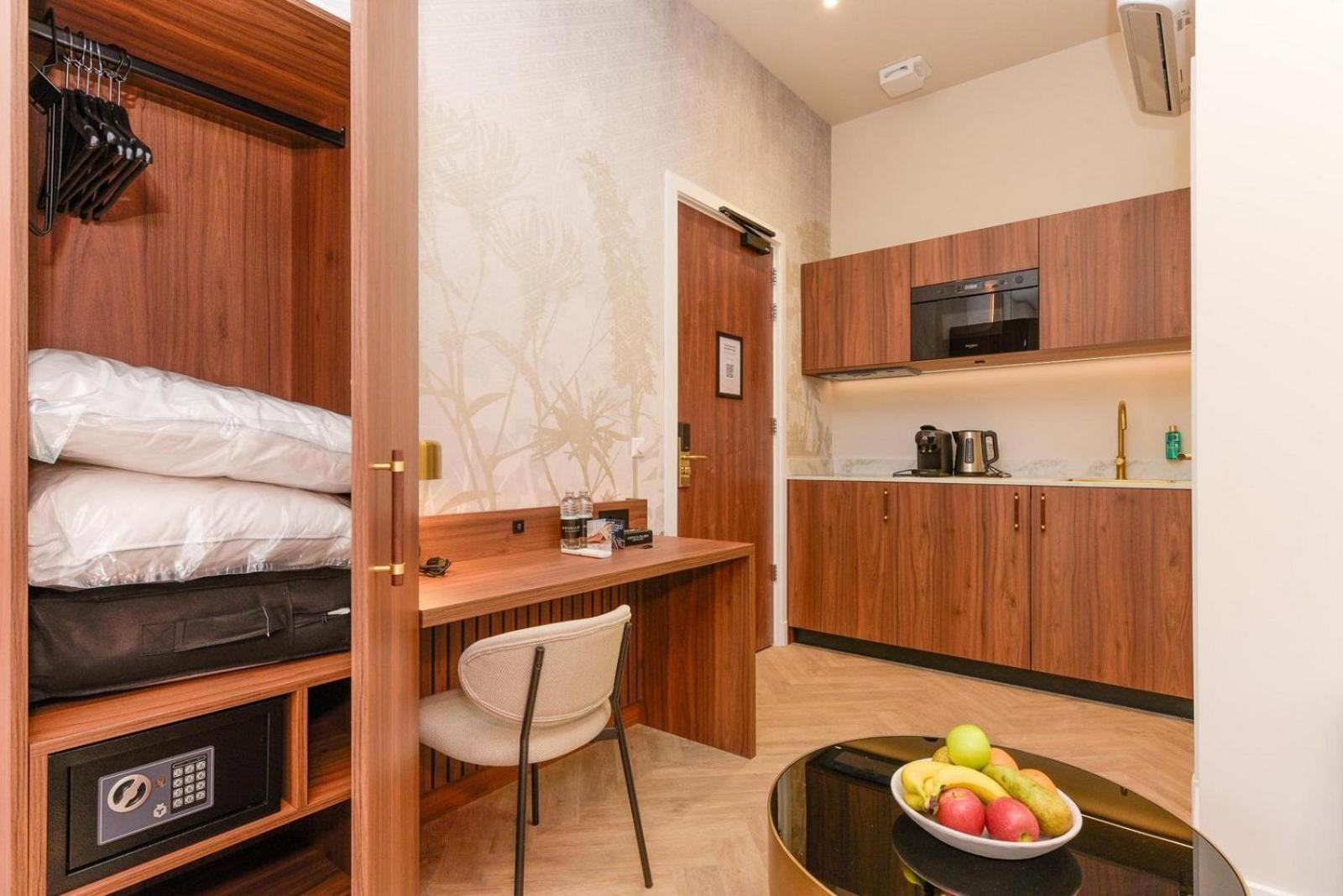 Novallure Villa Margaretha - Short Stay Apartments Rijswijk Eksteriør billede
