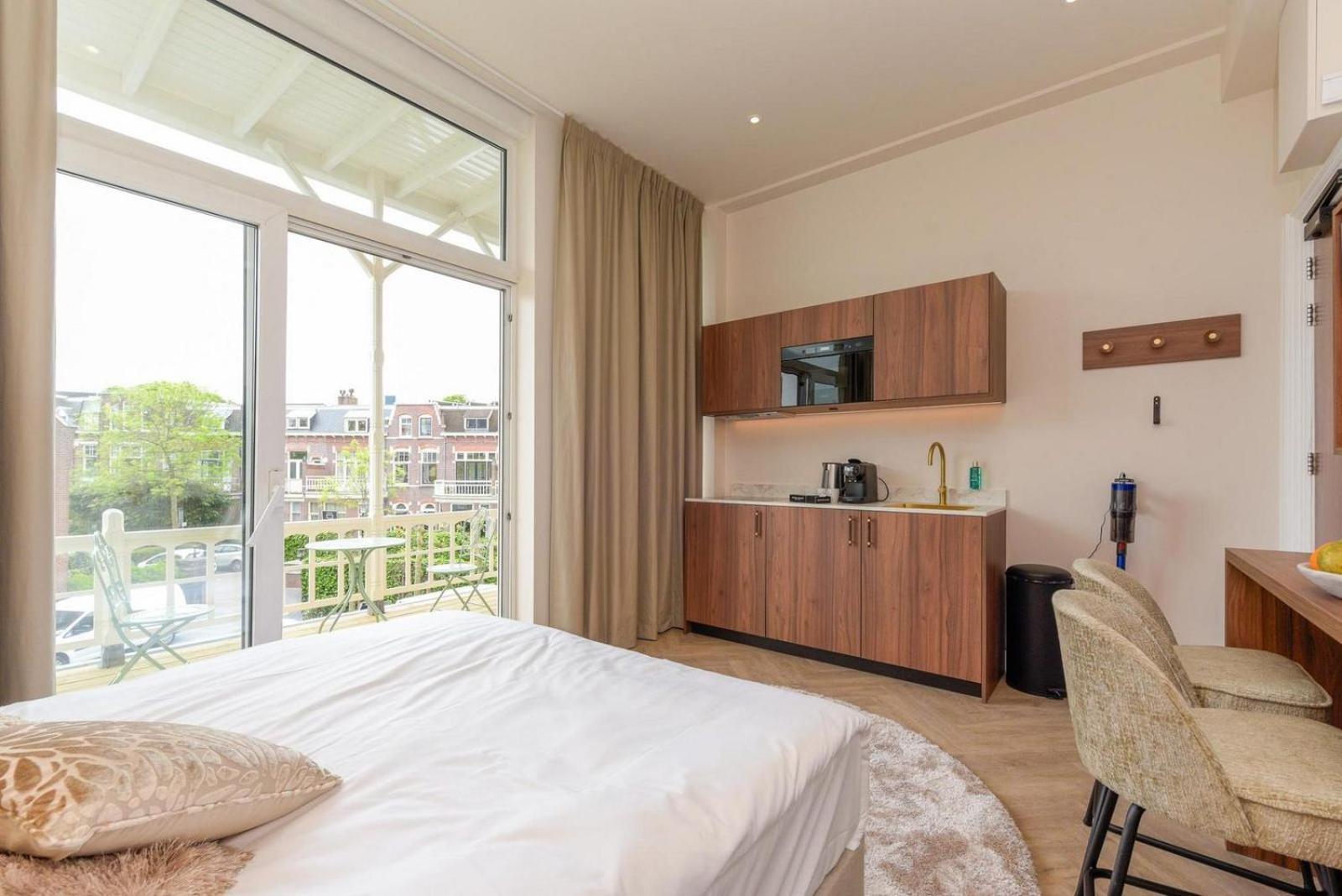 Novallure Villa Margaretha - Short Stay Apartments Rijswijk Eksteriør billede