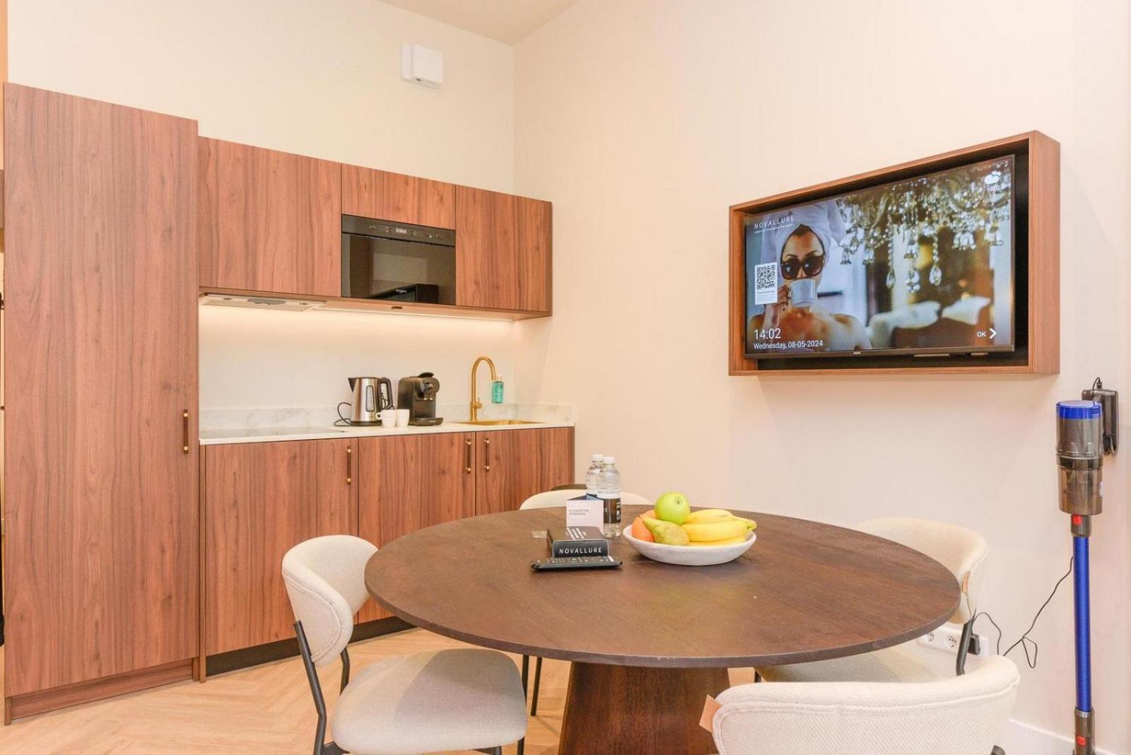 Novallure Villa Margaretha - Short Stay Apartments Rijswijk Eksteriør billede