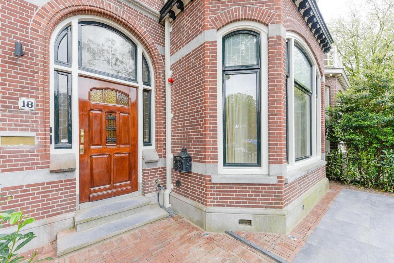 Novallure Villa Margaretha - Short Stay Apartments Rijswijk Eksteriør billede
